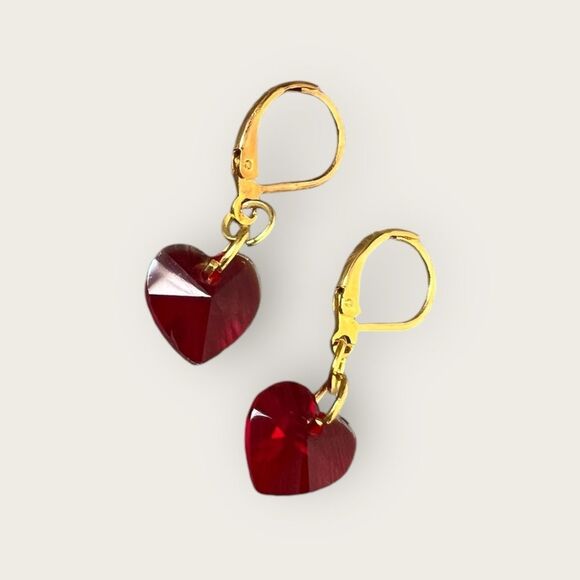 Red Crystal heart earrings Gold plated - Picture 5 of 7